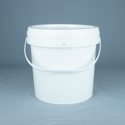 دلو بلاستيكي أبيض من طراز الغذاء مع غطاء 1L-5L سعة BPA خالية قابلة لإعادة التدوير مقبض -40 درجة فهرنهايت إلى 180 درجة فهرنهايت نطاق درجة الحرارة