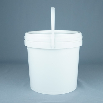 دلو بلاستيكي أبيض من طراز الغذاء مع غطاء 1L-5L سعة BPA خالية قابلة لإعادة التدوير مقبض -40 درجة فهرنهايت إلى 180 درجة فهرنهايت نطاق درجة الحرارة