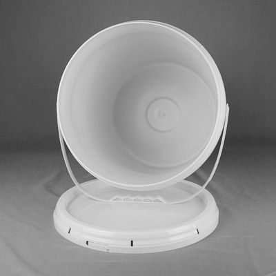 ISO9001 قياسي 22 لتر دلو ماء بلاستيكي كبير مع غطاء